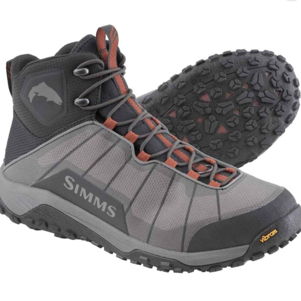 simms flyweight rubber sole wading hiking boots (sz 10.5)